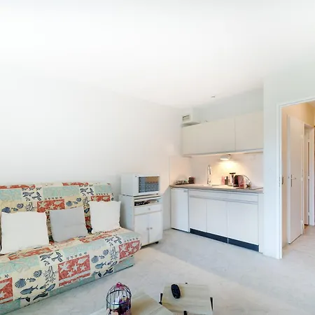 公寓 Piscine Et Tennis *