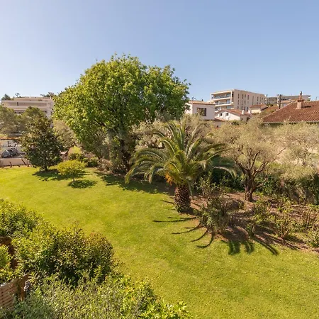 公寓 Piscine Et Tennis *